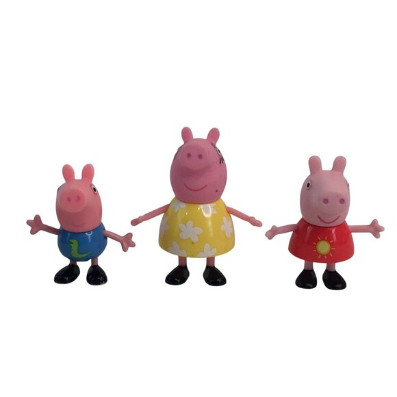 Peppa Pig Adventures Family Red Car and Figures Talking Tested and Working - Picture 8 of 11